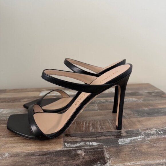 Stuart Weitzman Shoes - Stuart Weitzman Aleena heels